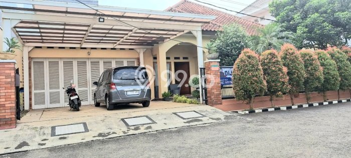 Rumah Elit Modern Tanpa Renovasi di CIREUNDEU Tangerang Rumah Elit Modern Tanpa Renovasi di CIREUNDEU Tangerang