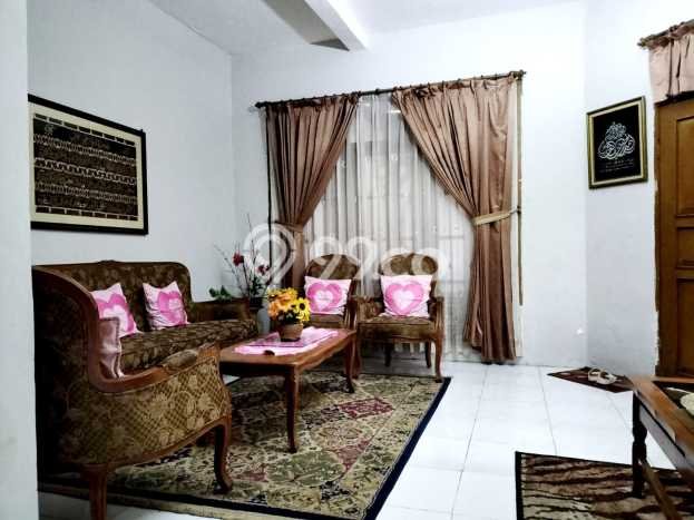 Jual Rumah Mewah Megah Dengan View Cantik di Ciateul, Bandung Jual Rumah Mewah Megah Dengan View Cantik di Ciateul, Bandung