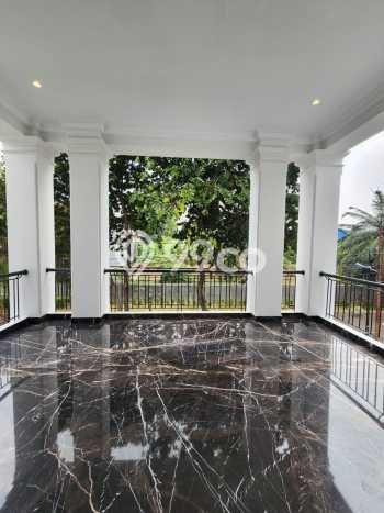 Hunian Mewah LB 1000m2 Siap Pakai Desain Elegan di patra kuningan, Jakarta Selatan Hunian Mewah LB 1000m2 Siap Pakai Desain Elegan di patra kuningan, Jakarta Selatan