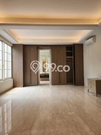 Hunian Mewah LB 1000m2 Siap Pakai Desain Elegan di patra kuningan, Jakarta Selatan Hunian Mewah LB 1000m2 Siap Pakai Desain Elegan di patra kuningan, Jakarta Selatan