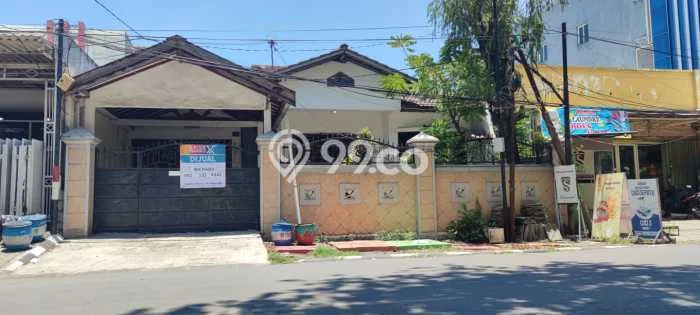 Rumah Cantik Siap Huni Di Gayungan Luas 220m2 Lokasi Strategis Rumah Cantik Siap Huni Di Gayungan Luas 220m2 Lokasi Strategis