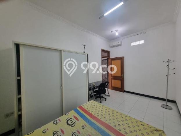 Hunian Elit LB 350m2 Siap Huni Desain Elegan di Sutorejo, Surabaya Hunian Elit LB 350m2 Siap Huni Desain Elegan di Sutorejo, Surabaya