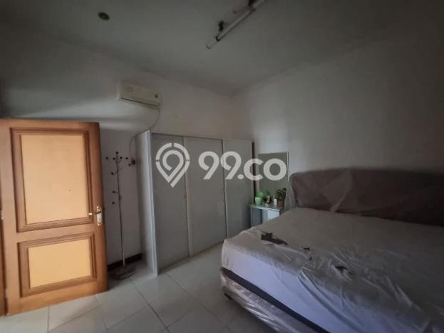 Hunian Elit LB 350m2 Siap Huni Desain Elegan di Sutorejo, Surabaya Hunian Elit LB 350m2 Siap Huni Desain Elegan di Sutorejo, Surabaya