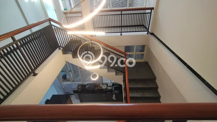 Siap Huni Rumah Mewah 4 Kamar di Sukolilo Dekat ke Mana Pun Siap Huni Rumah Mewah 4 Kamar di Sukolilo Dekat ke Mana Pun