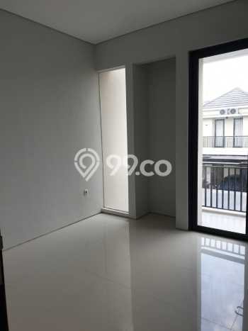 Dijual Cepat Rumah Bagus Siap Huni LB 75m2 di Waru, Sidoarjo Dijual Cepat Rumah Bagus Siap Huni LB 75m2 di Waru, Sidoarjo