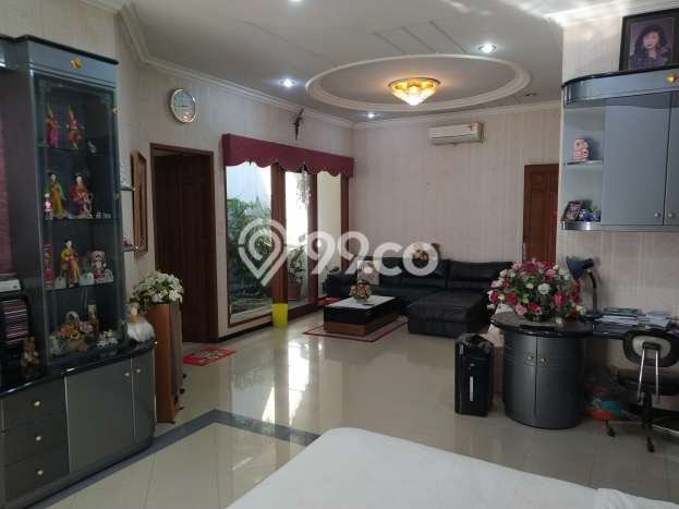 Dijual Rumah Mewah Elegan Dengan View Eksklusif di Kendangsari, Surabaya Dijual Rumah Mewah Elegan Dengan View Eksklusif di Kendangsari, Surabaya
