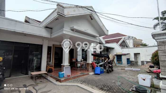 Unit Komersial Dijual di Surabaya LT 1050m2 & LB 800m2 Unit Komersial Dijual di Surabaya LT 1050m2 & LB 800m2
