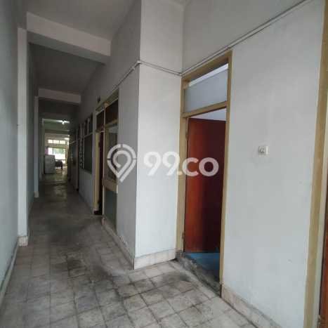 Unit Ruko Dijual di Simokerto Surabaya Luas Bangunan 400m2 Unit Ruko Dijual di Simokerto Surabaya Luas Bangunan 400m2