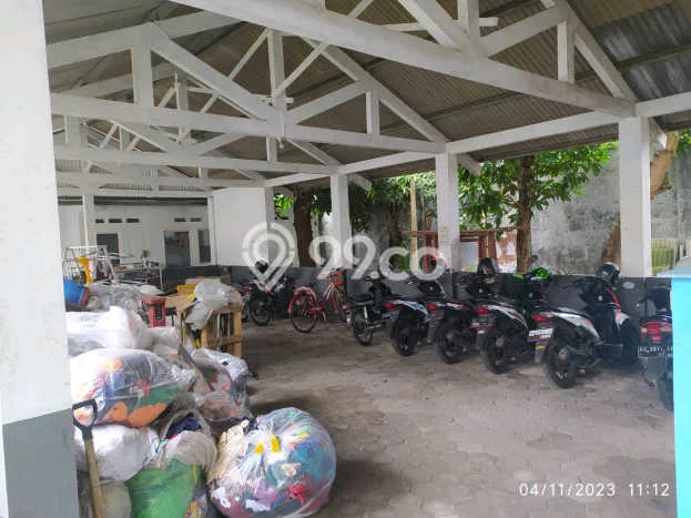 Gudang Dijual di Kediri LT 1578m2 & LB 809m2 Lokasi Terbaik! Gudang Dijual di Kediri LT 1578m2 & LB 809m2 Lokasi Terbaik!