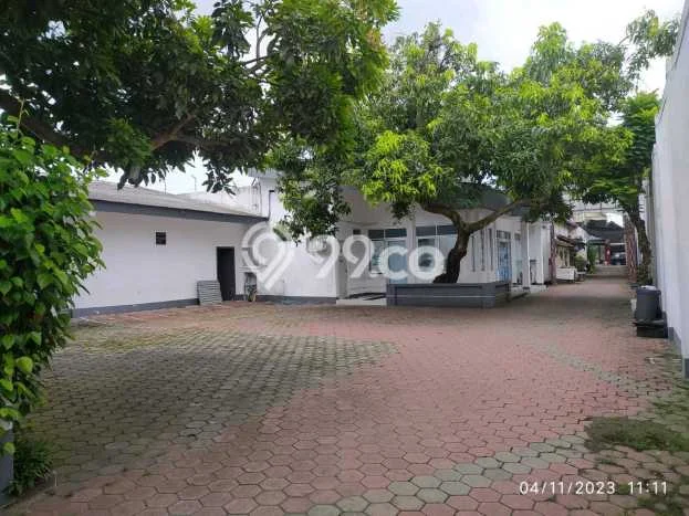 Gudang Dijual di Kediri LT 1578m2 & LB 809m2 Lokasi Terbaik! Gudang Dijual di Kediri LT 1578m2 & LB 809m2 Lokasi Terbaik!