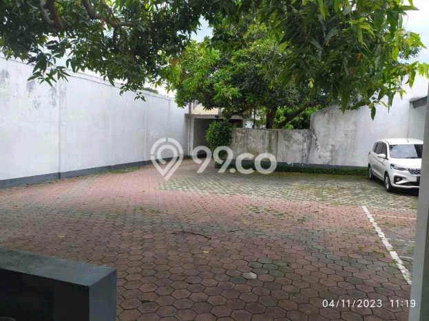 Gudang Dijual di Kediri LT 1578m2 & LB 809m2 Lokasi Terbaik! Gudang Dijual di Kediri LT 1578m2 & LB 809m2 Lokasi Terbaik!