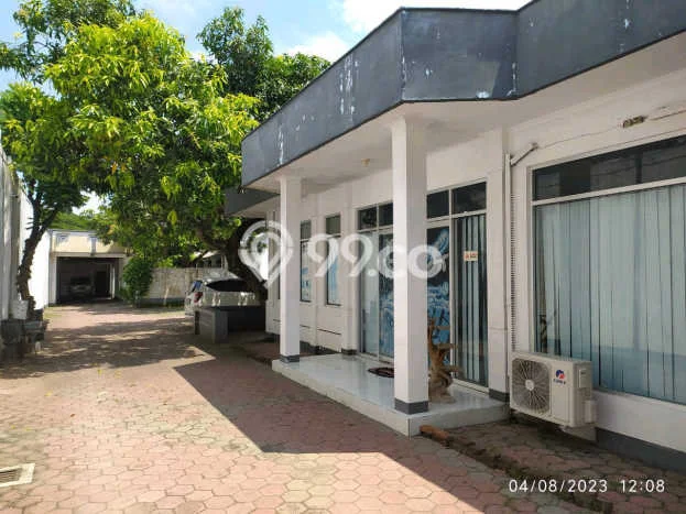 Gudang Dijual di Kediri LT 1578m2 & LB 809m2 Lokasi Terbaik! Gudang Dijual di Kediri LT 1578m2 & LB 809m2 Lokasi Terbaik!