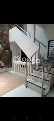 Rumah Sewa Surabaya LT 240m2 LB 300m2 Area Kertajaya Rumah Sewa Surabaya LT 240m2 LB 300m2 Area Kertajaya