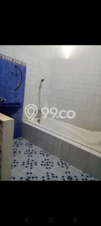 Rumah Sewa Surabaya LT 240m2 LB 300m2 Area Kertajaya Rumah Sewa Surabaya LT 240m2 LB 300m2 Area Kertajaya