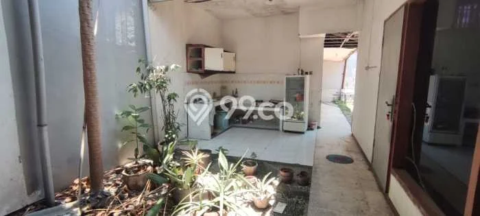Rumah Cantik Siap Huni Di Gayungan Luas 220m2 Lokasi Strategis Rumah Cantik Siap Huni Di Gayungan Luas 220m2 Lokasi Strategis