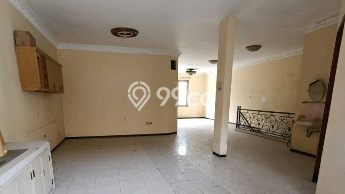 Peluang Investasi! Kost Dijual di Tenggilis Mejoyo, Surabaya, 21 KT, 9 KM, Luas 910m2 Peluang Investasi! Kost Dijual di Tenggilis Mejoyo, Surabaya, 21 KT, 9 KM, Luas 910m2