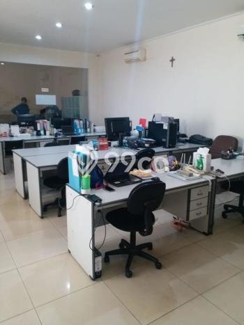 Kantor Bagus LT 428m2 LB 400m2 Dijual di Tegalsari Surabaya Kantor Bagus LT 428m2 LB 400m2 Dijual di Tegalsari Surabaya