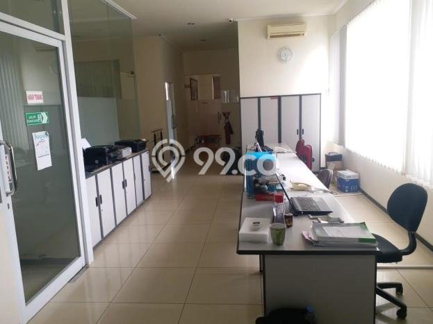 Kantor Bagus LT 428m2 LB 400m2 Dijual di Tegalsari Surabaya Kantor Bagus LT 428m2 LB 400m2 Dijual di Tegalsari Surabaya