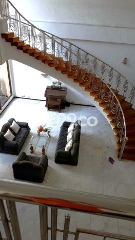 Dijual Rumah Premium dengan Fasilitas Sekitar Komplit di Sukolilo, Surabaya Dijual Rumah Premium dengan Fasilitas Sekitar Komplit di Sukolilo, Surabaya