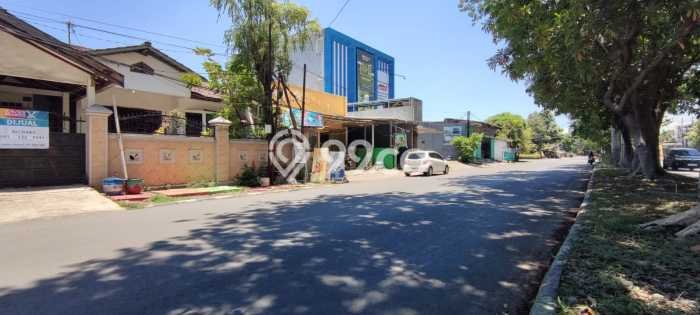Rumah Cantik Siap Huni Di Gayungan Luas 220m2 Lokasi Strategis Rumah Cantik Siap Huni Di Gayungan Luas 220m2 Lokasi Strategis