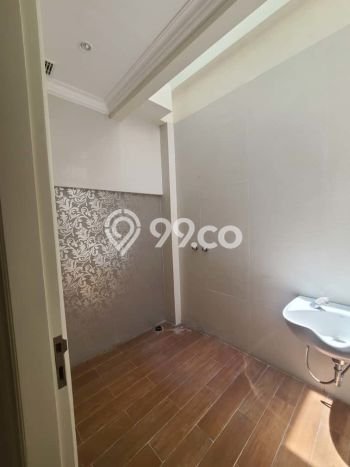 HOT DEAL! Rumah Berkualitas di , Surabaya, Luas 1000m2m² LB 1687m2m² HOT DEAL! Rumah Berkualitas di , Surabaya, Luas 1000m2m² LB 1687m2m²