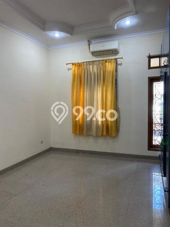 Jual Rumah Luas Elegan Dengan View Eksklusif di Taman Palem, Jakarta Barat Jual Rumah Luas Elegan Dengan View Eksklusif di Taman Palem, Jakarta Barat
