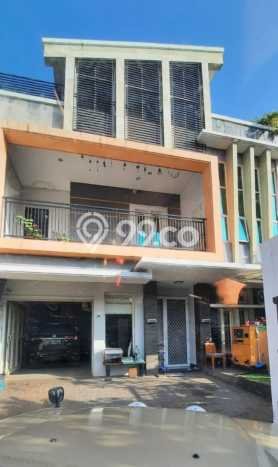 DIJUAL CEPAT! Rumah Siap Huni Area Strategis Green garden, LT 300m² LB 600m² DIJUAL CEPAT! Rumah Siap Huni Area Strategis Green garden, LT 300m² LB 600m²