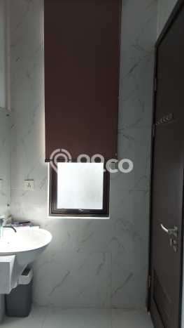 Rumah Nyaman dengan 5 Kamar Tidur dan 4 Kamar Mandi di Area Sindang Jaya, Tangerang Rumah Nyaman dengan 5 Kamar Tidur dan 4 Kamar Mandi di Area Sindang Jaya, Tangerang