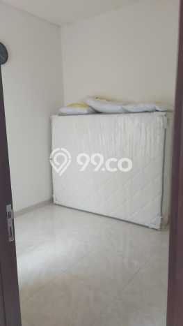 Rumah Nyaman dengan 5 Kamar Tidur dan 4 Kamar Mandi di Area Sindang Jaya, Tangerang Rumah Nyaman dengan 5 Kamar Tidur dan 4 Kamar Mandi di Area Sindang Jaya, Tangerang