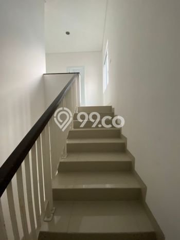 Rumah 4 KT 3 KM di Kawasan Green Lake City, Jakarta Barat Rumah 4 KT 3 KM di Kawasan Green Lake City, Jakarta Barat