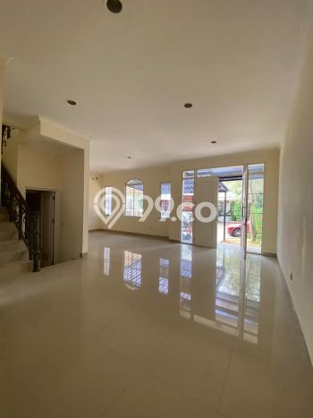 INVESTASI CERDAS! Rumah Premium Green Lake City, Jakarta Barat, Luas Tanah 120m² LB 200m² INVESTASI CERDAS! Rumah Premium Green Lake City, Jakarta Barat, Luas Tanah 120m² LB 200m²