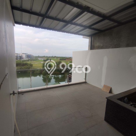 Rumah Modern LT 300m² Terawat di Pantai Indah Kapuk, Dekat Pusat Perbelanjaan, Jakarta Utara Rumah Modern LT 300m² Terawat di Pantai Indah Kapuk, Dekat Pusat Perbelanjaan, Jakarta Utara
