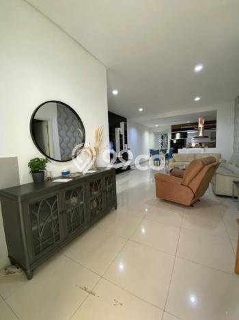 HUNIAN PILIHAN! Rumah area Green Lake City, LT 144m² Bangunan 250m² HUNIAN PILIHAN! Rumah area Green Lake City, LT 144m² Bangunan 250m²