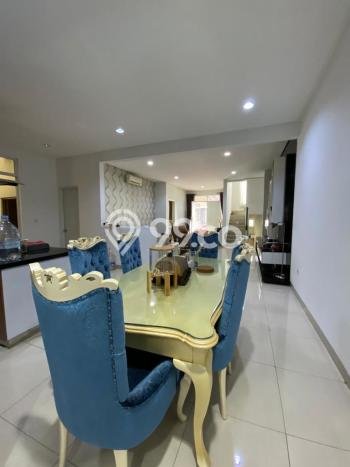 HUNIAN PILIHAN! Rumah area Green Lake City, LT 144m² Bangunan 250m² HUNIAN PILIHAN! Rumah area Green Lake City, LT 144m² Bangunan 250m²