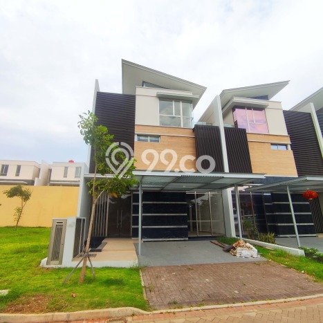 Rumah di Golf Island, 3 KT, Design Minimalis, Luas 250m² LB 400m² Rumah di Golf Island, 3 KT, Design Minimalis, Luas 250m² LB 400m²