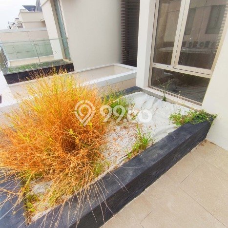 Rumah di Golf Island, 3 KT, Design Minimalis, Luas 250m² LB 400m² Rumah di Golf Island, 3 KT, Design Minimalis, Luas 250m² LB 400m²