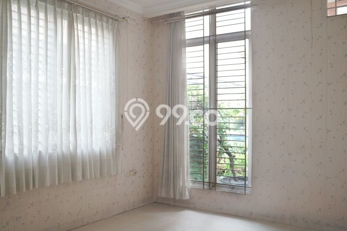 Rumah Elit Modern Tanpa Renovasi di Pluit Jakarta Utara Rumah Elit Modern Tanpa Renovasi di Pluit Jakarta Utara