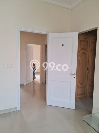 Disewakan! Rumah 4 Kamar Tidur &
3 Kamar Mandi di Pantai Indah Kapuk, Jakarta Utara Disewakan! Rumah 4 Kamar Tidur &
3 Kamar Mandi di Pantai Indah Kapuk, Jakarta Utara