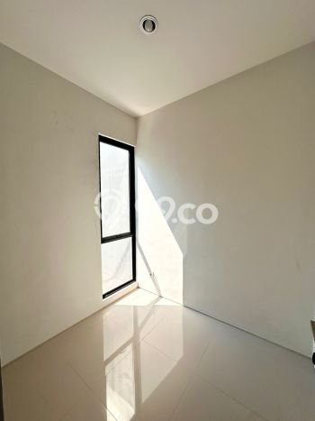 Rumah Berkualitas area Semanan, Jakarta Barat, Luas 75m² LB 80m² - HARGA NEGO! Rumah Berkualitas area Semanan, Jakarta Barat, Luas 75m² LB 80m² - HARGA NEGO!