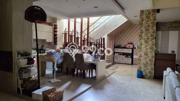 Rumah Elit Modern Siap Huni di Pluit Jakarta Utara Rumah Elit Modern Siap Huni di Pluit Jakarta Utara