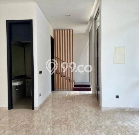 Rumah Elit LB 300m2 Siap Huni Desain Elegan di Pantai Indah Kapuk, Jakarta Utara Rumah Elit LB 300m2 Siap Huni Desain Elegan di Pantai Indah Kapuk, Jakarta Utara