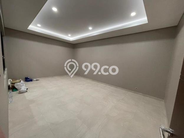 Disewakan! Rumah 3 Kamar Tidur &
3 Kamar Mandi di Pantai Indah Kapuk, Jakarta Utara Disewakan! Rumah 3 Kamar Tidur &
3 Kamar Mandi di Pantai Indah Kapuk, Jakarta Utara