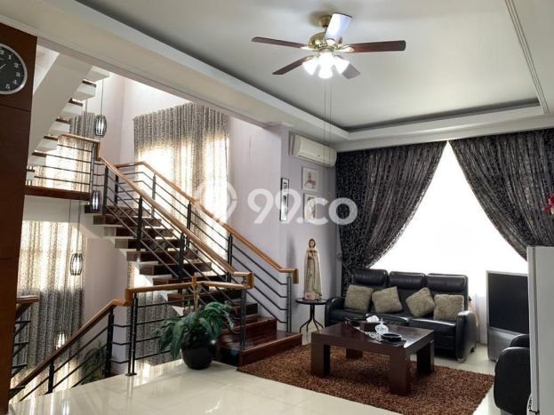 Rumah Elit Modern Tanpa Renovasi di Pantai Indah Kapuk Jakarta Utara Rumah Elit Modern Tanpa Renovasi di Pantai Indah Kapuk Jakarta Utara