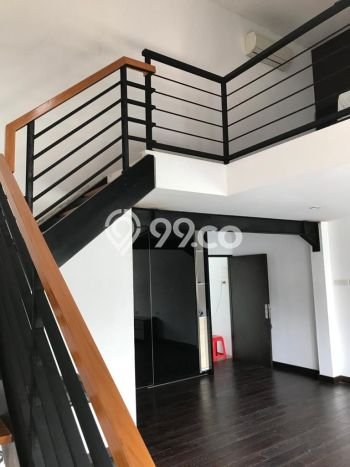 Dijual Rumah Luas Elegan Dengan View Eksklusif di Pluit, Jakarta Utara Dijual Rumah Luas Elegan Dengan View Eksklusif di Pluit, Jakarta Utara