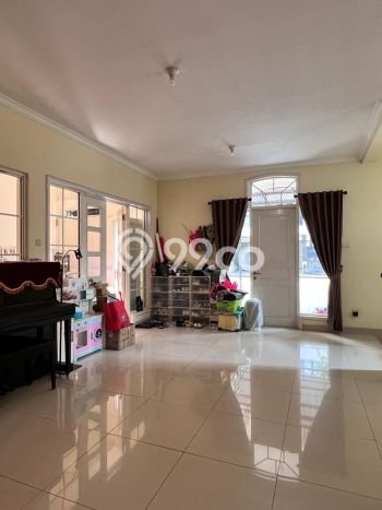 Rumah Elit Modern Siap Huni di Pantai Indah Kapuk Jakarta Utara Rumah Elit Modern Siap Huni di Pantai Indah Kapuk Jakarta Utara