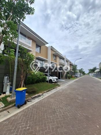 Hunian Elit LB 400m2 Siap Huni Desain Elegan di Pantai Indah Kapuk, Jakarta Utara Hunian Elit LB 400m2 Siap Huni Desain Elegan di Pantai Indah Kapuk, Jakarta Utara