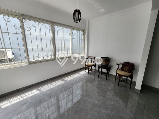 Rumah Elit LB 350m2 Siap Pakai Desain Elegan di Pantai Indah Kapuk, Jakarta Utara Rumah Elit LB 350m2 Siap Pakai Desain Elegan di Pantai Indah Kapuk, Jakarta Utara
