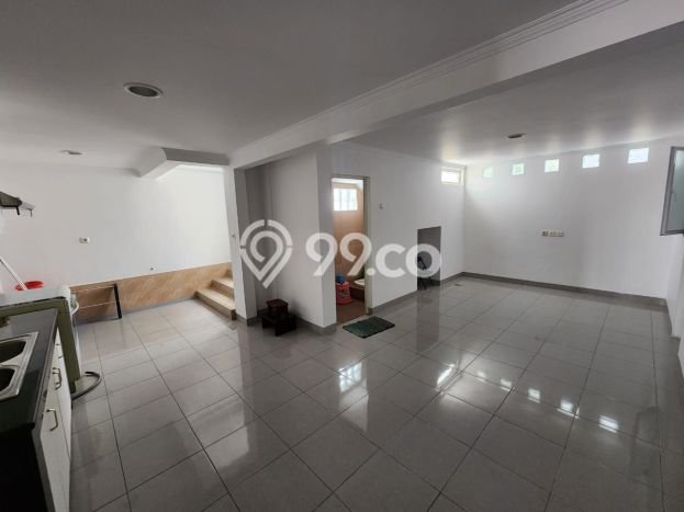 Rumah Elit LB 350m2 Siap Pakai Desain Elegan di Pantai Indah Kapuk, Jakarta Utara Rumah Elit LB 350m2 Siap Pakai Desain Elegan di Pantai Indah Kapuk, Jakarta Utara