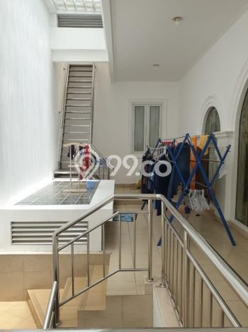 Rumah Elit Modern Tanpa Renovasi di Pantai Indah Kapuk Jakarta Utara Rumah Elit Modern Tanpa Renovasi di Pantai Indah Kapuk Jakarta Utara