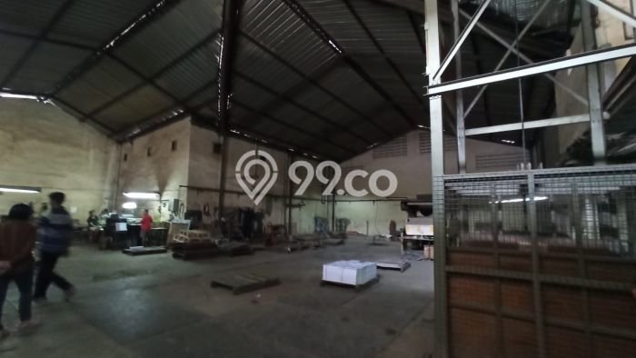 Unit Gudang Dijual di Jakarta Utara LT 1080m2 & LB 2000m2 Unit Gudang Dijual di Jakarta Utara LT 1080m2 & LB 2000m2